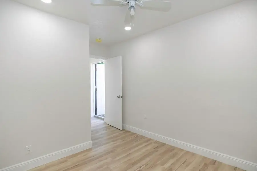 924 NW 11th Court, Fort Lauderdale, FL 33311 - #3