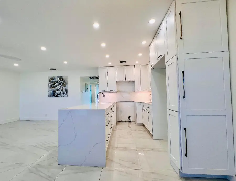 204 Bedford H, West Palm Beach, FL 33417 - #3