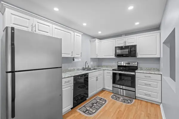 1010 Green Pine Boulevard #E1, West Palm Beach, FL 33409