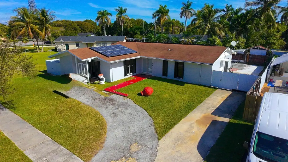 18933 SW 96th Avenue, Cutler Bay, FL 33157 - #1