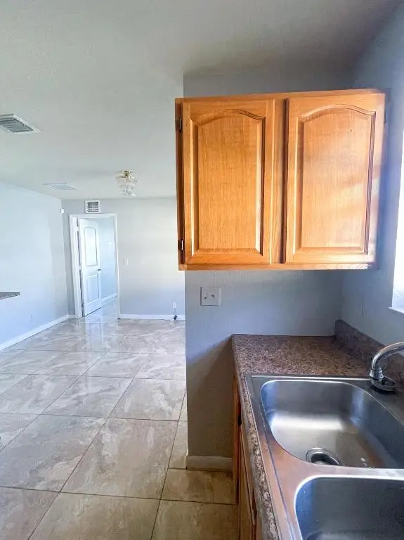 17 SW 6th Avenue, Dania Beach, FL 33004 - #3