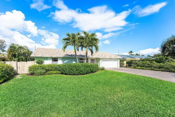 711 SW 27th Terrace, Boynton Beach, FL 33435