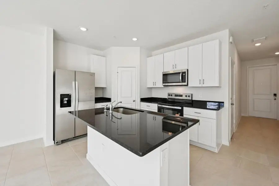 617 Salisbury Circle, Fort Pierce, FL 34982 - #2