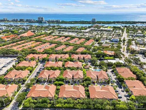 115 Lighthouse Circle #C, Tequesta, FL 33469