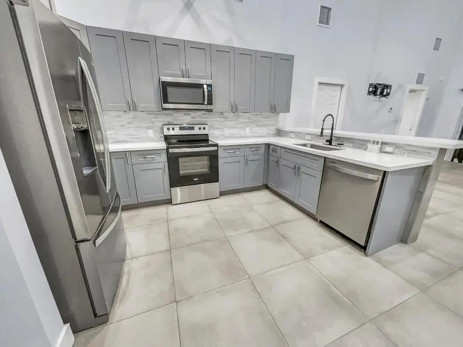 1543 SW 32nd Street, Fort Lauderdale, FL 33315 - #2