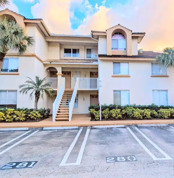 19117 Glenmoor Drive, West Palm Beach, FL 33409