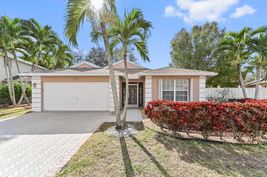 1718 Sawgrass Circle, Greenacres, FL 33413 - #2