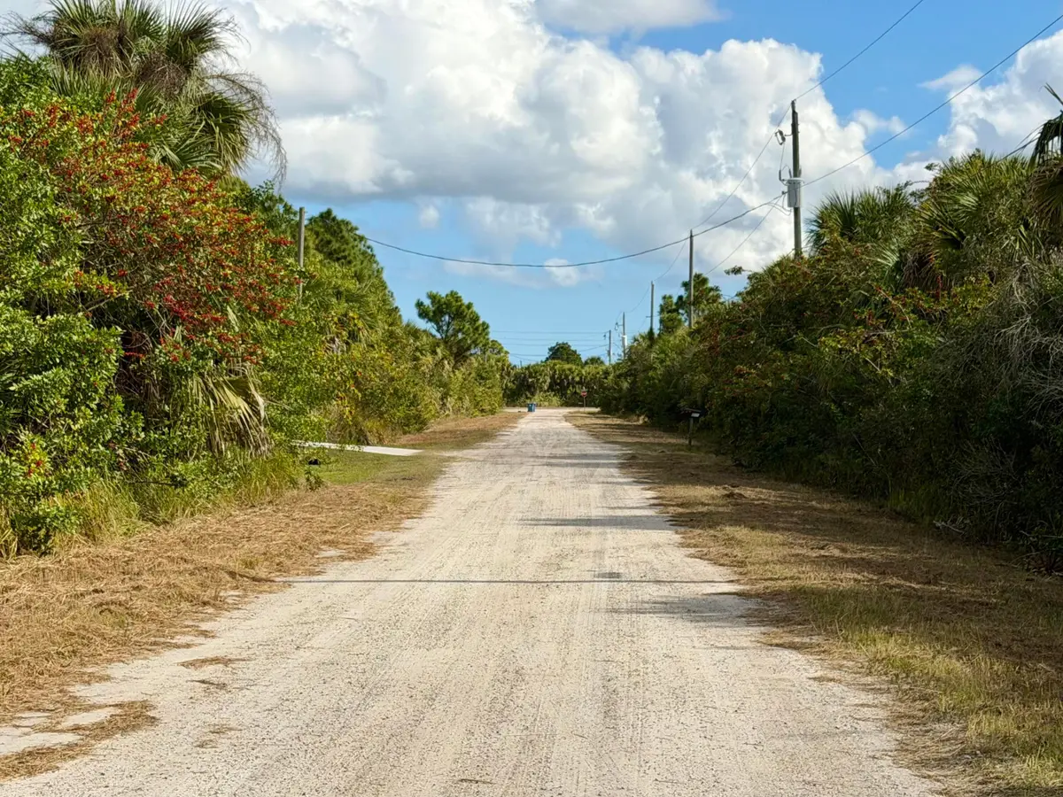 886 Robin Street Sw, Palm Bay, FL 32908 - #1