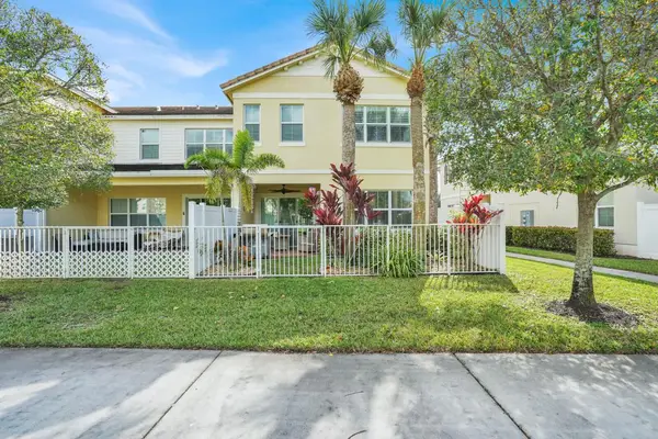 12029 Park Central, West Palm Beach, FL 33411