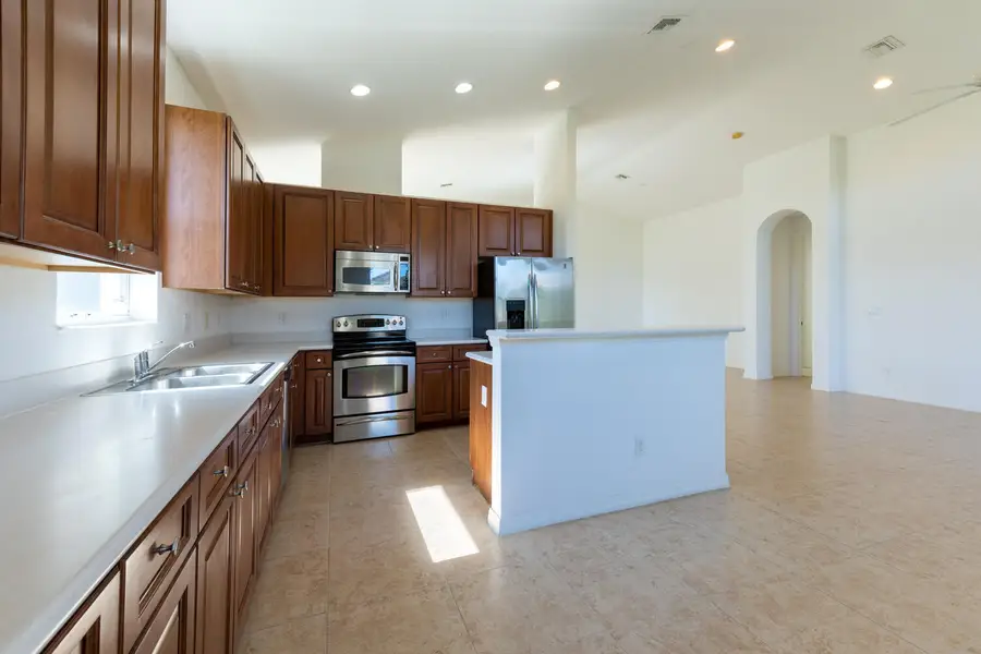 754 Aberfoyle Avenue, Fort Pierce, FL 34947 - #2