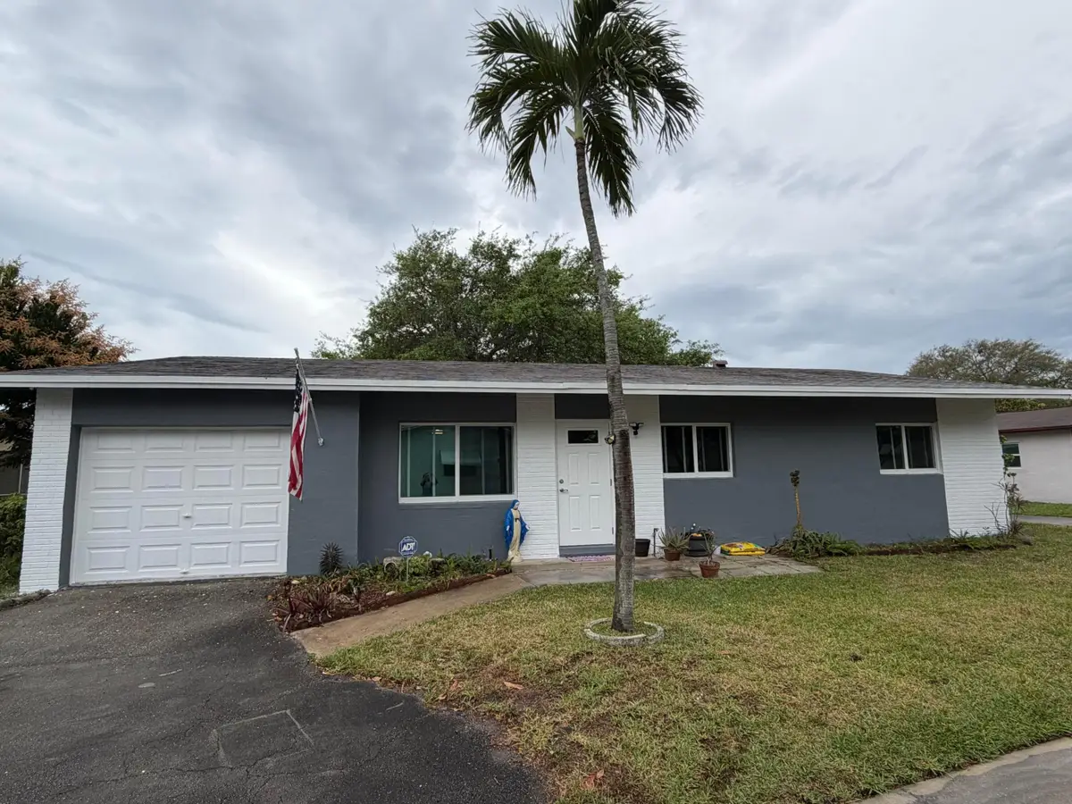 2615 SW Natura Avenue, Deerfield Beach, FL 33441 - #1