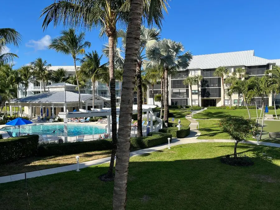 925 Bay Colony Drive S #925, Juno Beach, FL 33408 - #2