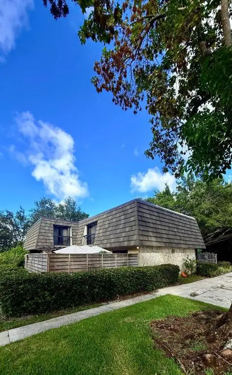 903 9th Terrace, Palm Beach Gardens, FL 33418 - #3