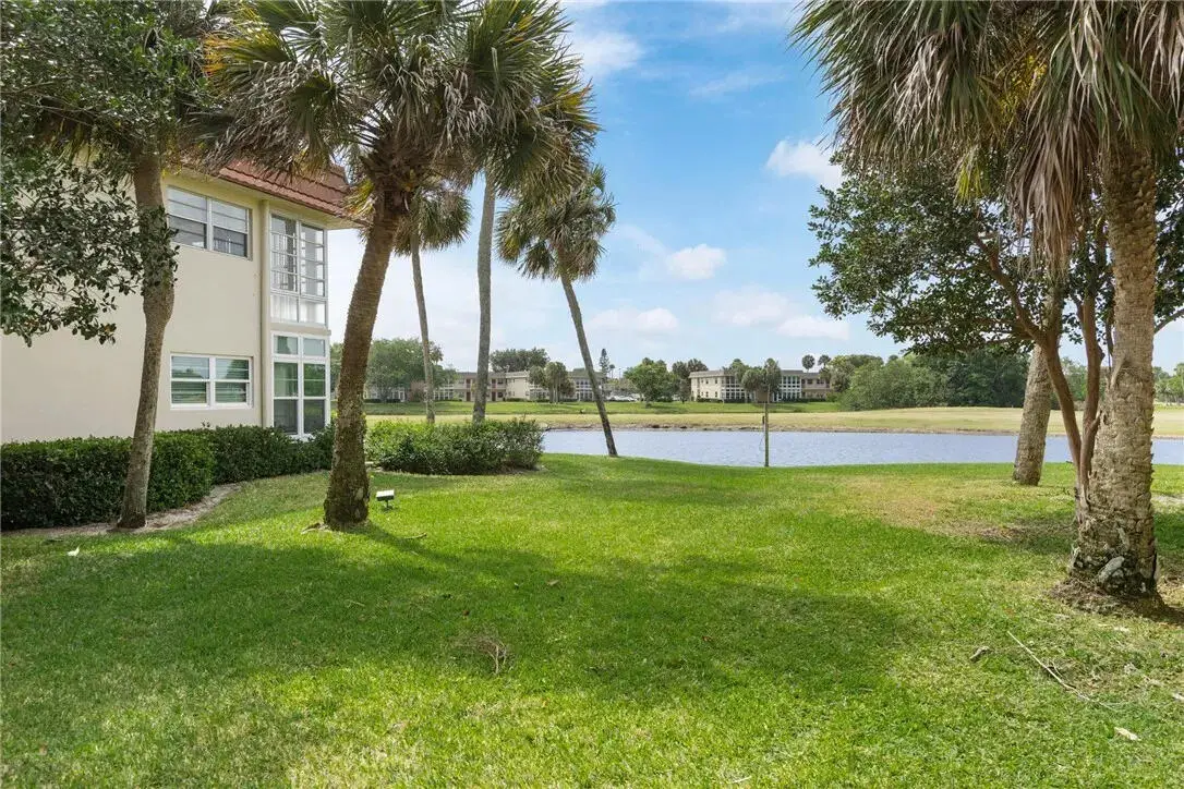 31 Vista Gardens Trail #105, Vero Beach, FL 32962 - #1