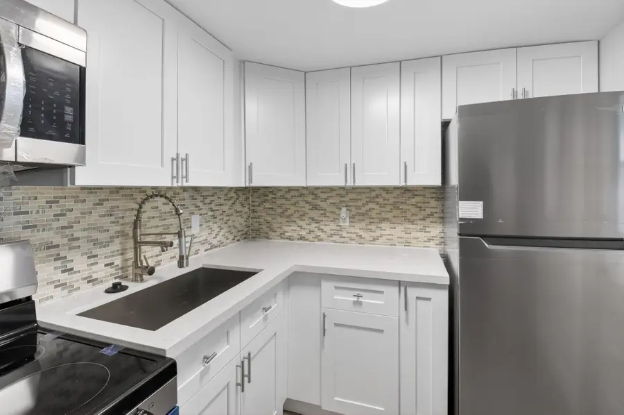 2213 NE 1st Court #204, Boynton Beach, FL 33435 - #3