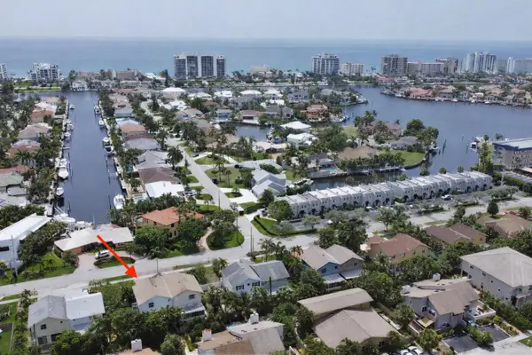 3016 Spanish Trail, Delray Beach, FL 33483