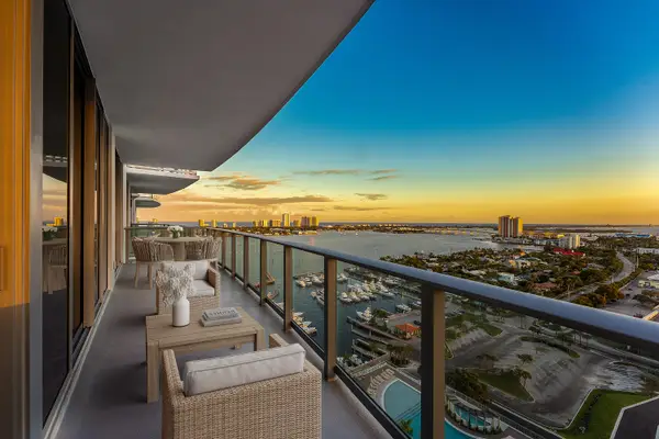 220 Lake Shore Drive #1911, Lake Park, FL 33403