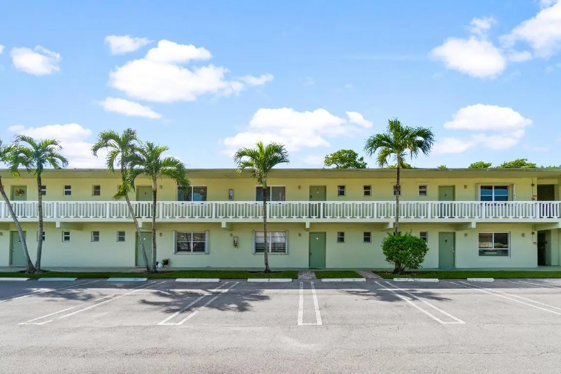 658 NE 6th Court E #E, Boynton Beach, FL 33435 - #1