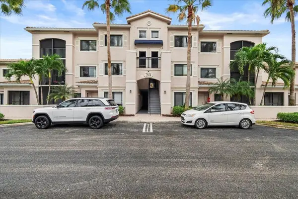 2804 Sarento Place #303, Palm Beach Gardens, FL 33410