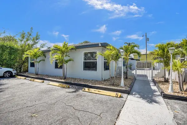 220 Walton Boulevard, West Palm Beach, FL 33405