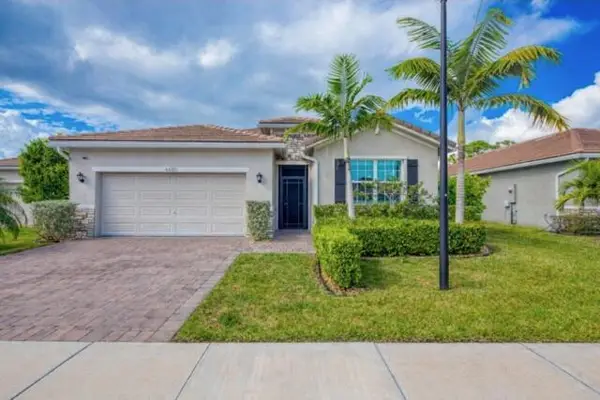 4480 NW Oakleaf Court, Jensen Beach, FL 34957