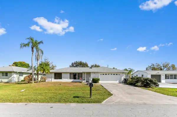 571 SE Anchor Lane, Port St Lucie, FL 34983