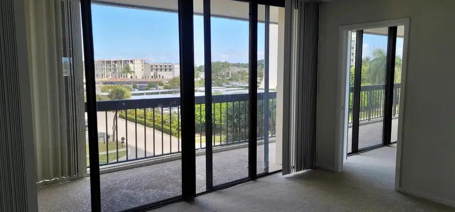 2425 Presidential Way #402, West Palm Beach, FL 33401 - #2