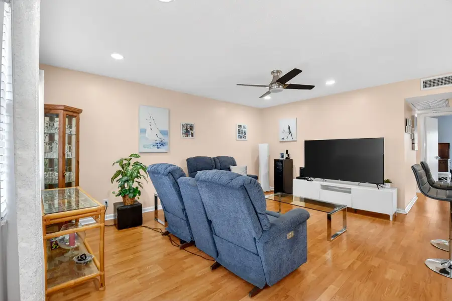 209 Somerset K, West Palm Beach, FL 33417 - #2