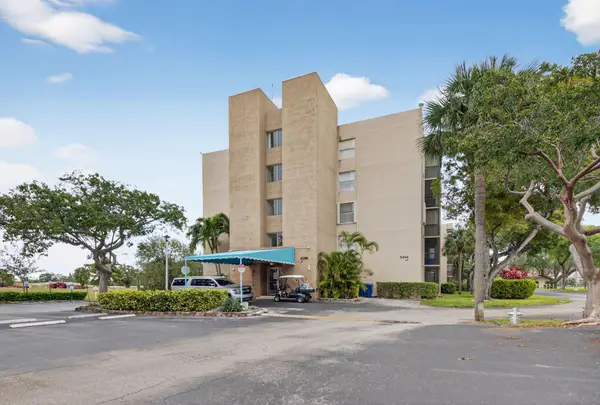 5280 NW 2nd Ave #Ph-17, Boca Raton, FL 33487