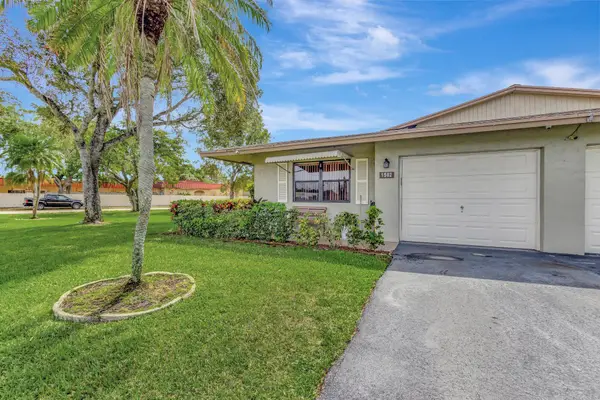 1502 Palmland Drive #1-F, Boynton Beach, FL 33436