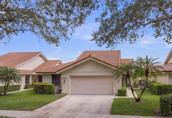 2855 Eagle Lane, West Palm Beach, FL 33409