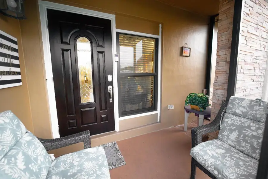 236 SE Prima Vista Boulevard Se, Port Saint Lucie, FL 34983 - #2