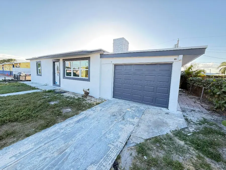 2353 S Beech Rd Road, West Palm Beach, FL 33409 - #2