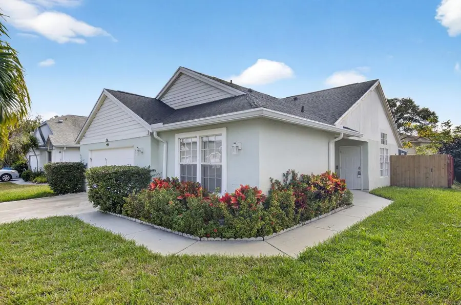 24 Misty Meadow Drive, Boynton Beach, FL 33436 - #2