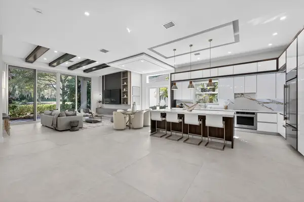 16076 Villa Vizcaya Place, Delray Beach, FL 33446