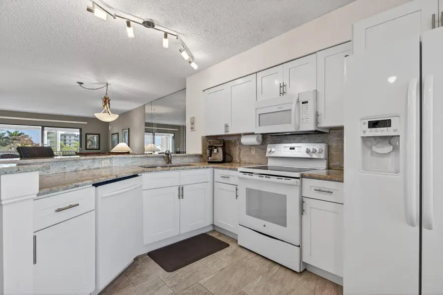 2240 N Cypress Bend Drive #601, Pompano Beach, FL 33069 - #3