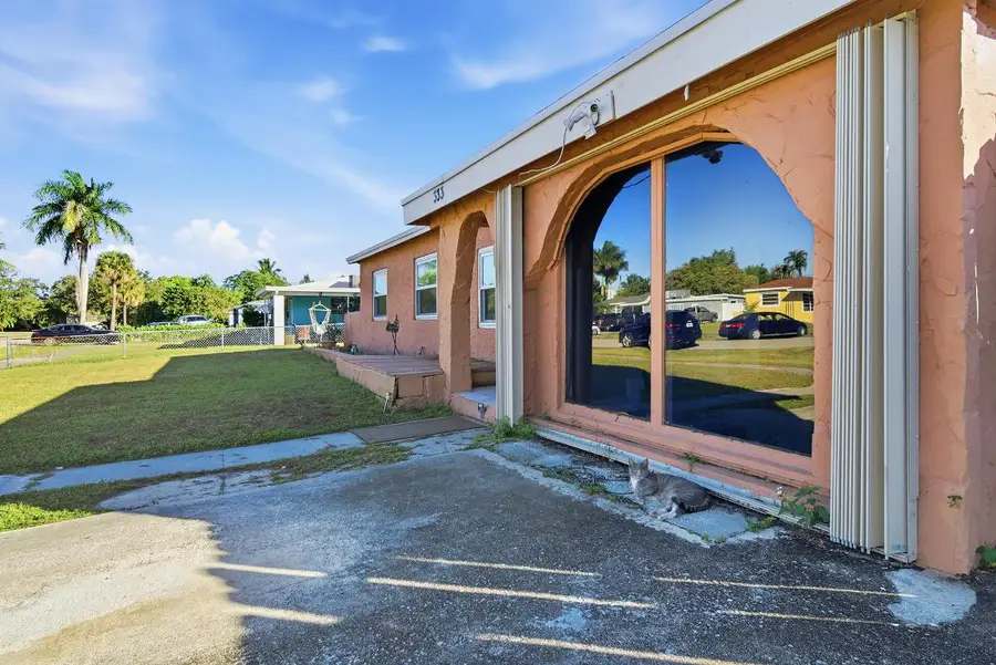 333 Mid Pines Road, Lake Worth Beach, FL 33461 - #2