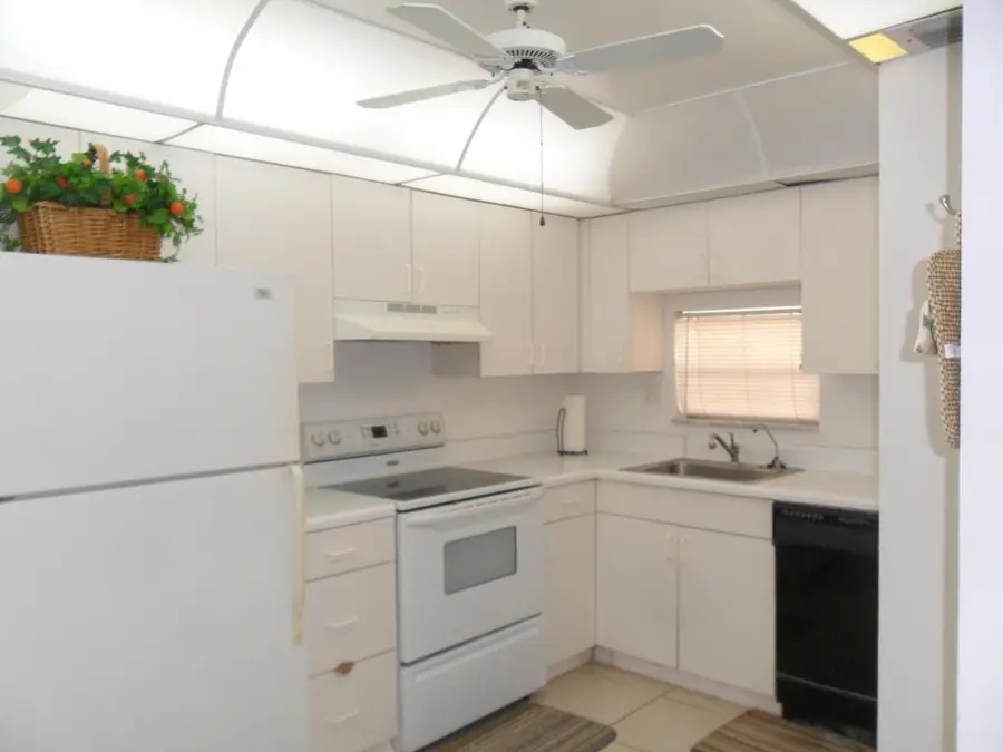 681 S Hollybrook Drive #105, Pembroke Pines, FL 33025 - #3