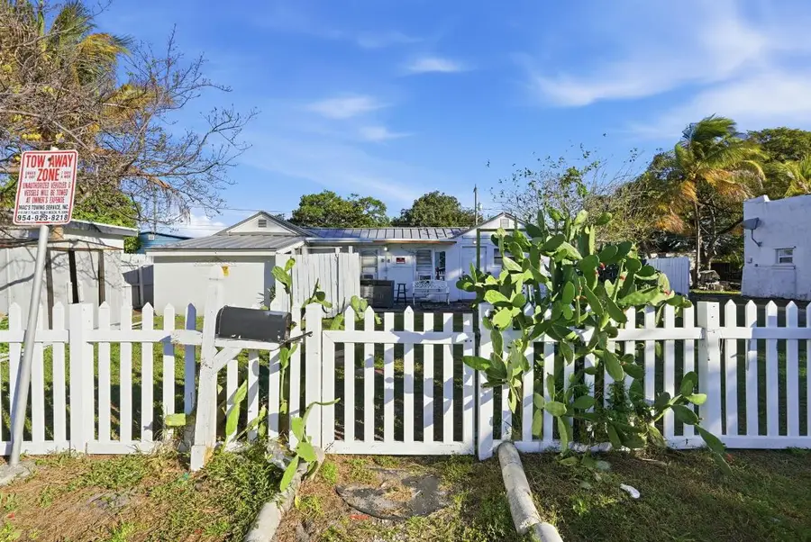 230 SW 14th Street, Dania Beach, FL 33004 - #2