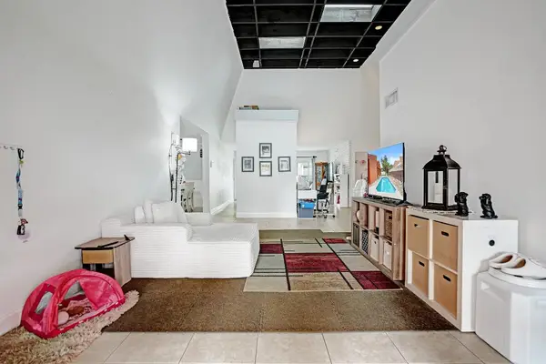 9471 SW 49th Place, Cooper City, FL 33328