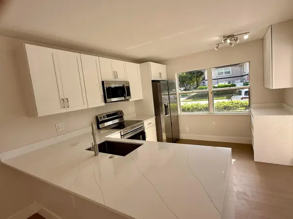 19 Amherst Court #C, West Palm Beach, FL 33411