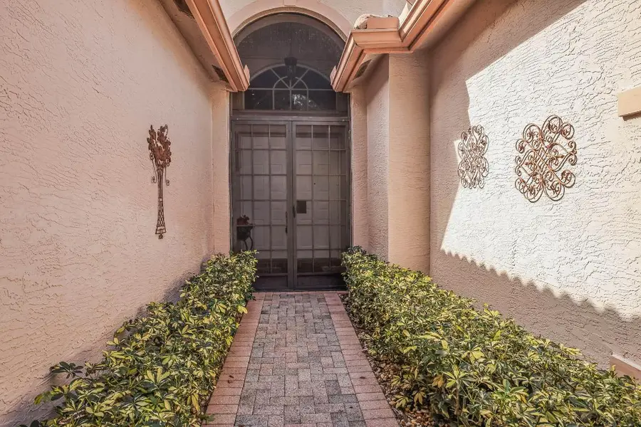 11348 Ohanu Circle E, Boynton Beach, FL 33437 - #2