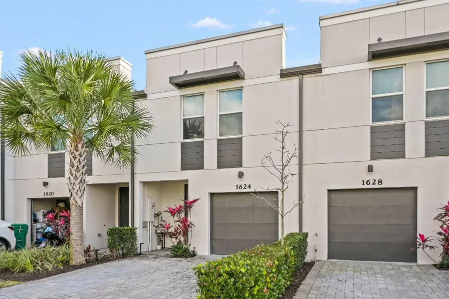 1624 Lindley Street, West Palm Beach, FL 33407 - #2