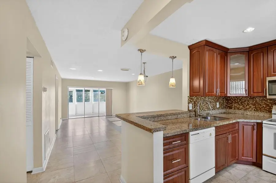 374 Bennington Lane, Lake Worth, FL 33467 - #2