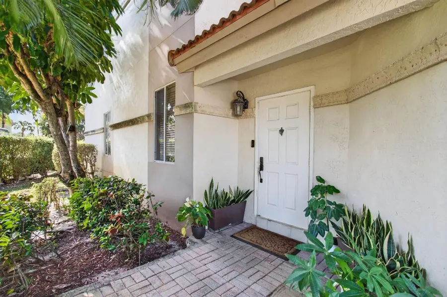 6766 Via Regina, Boca Raton, FL 33433 - #2