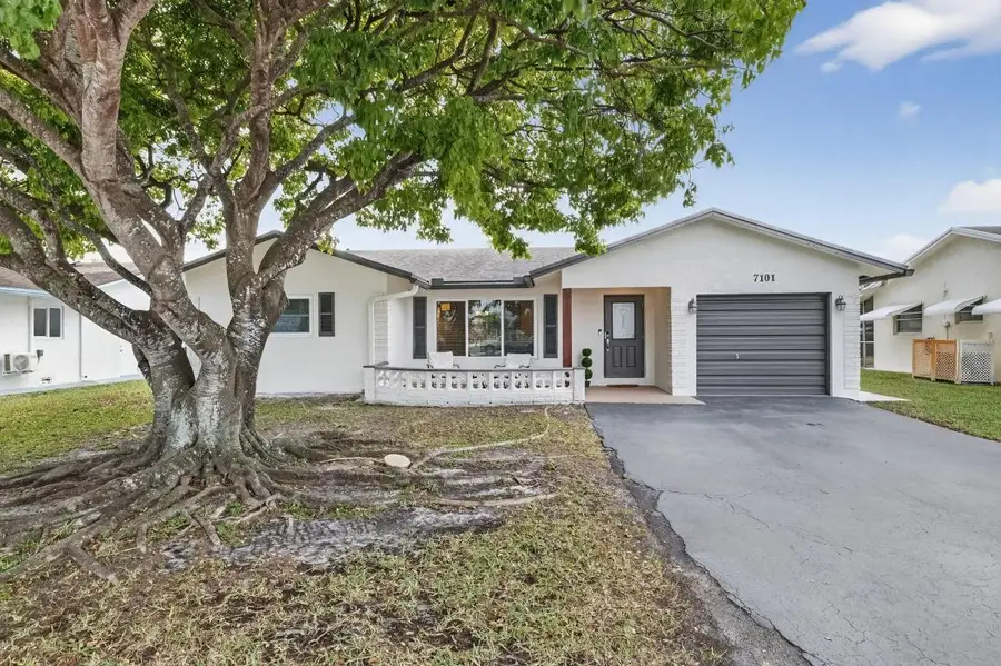 7101 NW 98th Terrace, Tamarac, FL 33321 - #2