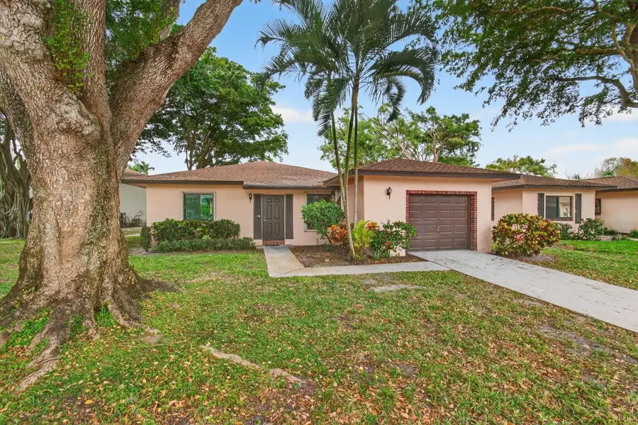 14584 Bonaire Boulevard, Delray Beach, FL 33446 - #2