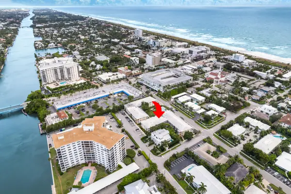 80 Venetian Drive #305s, Delray Beach, FL 33483