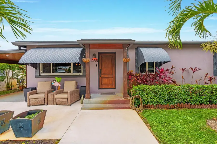 236 W 24th Street, Riviera Beach, FL 33404 - #3