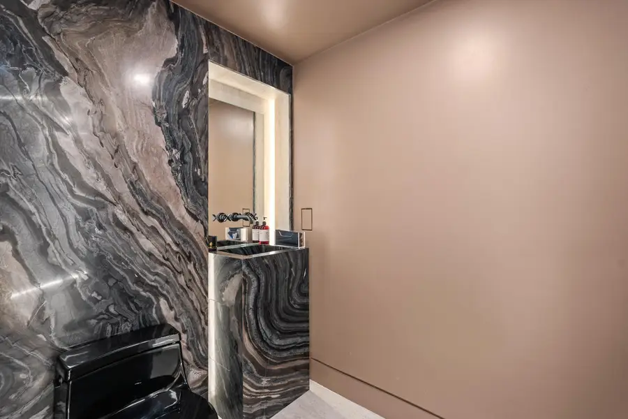 1551 N Flagler Drive #1501, West Palm Beach, FL 33401 - #3